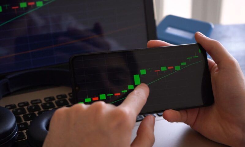 osoba koristi invest fond